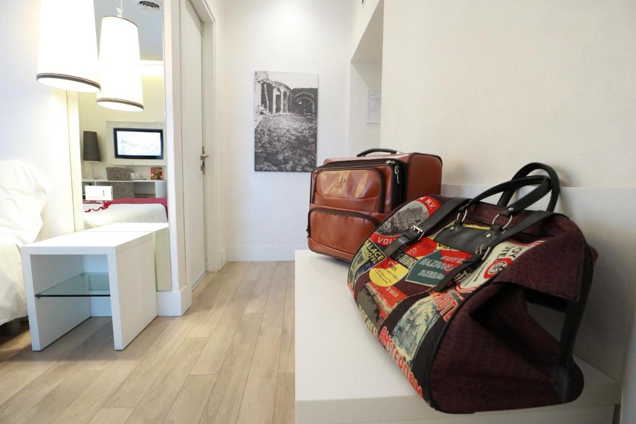 Tullia&Prisca Relais Hotel Rome Exterior photo