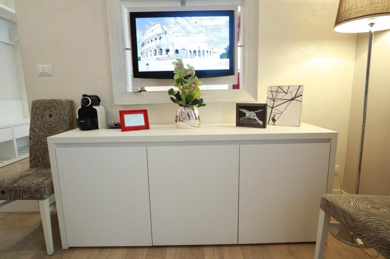 Tullia&Prisca Relais Hotel Rome Exterior photo